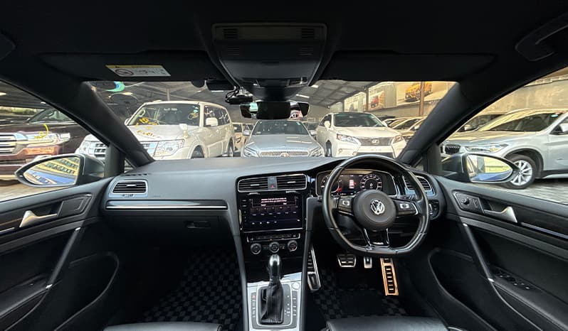 2018 Volkswagen Golf Variant image-14
