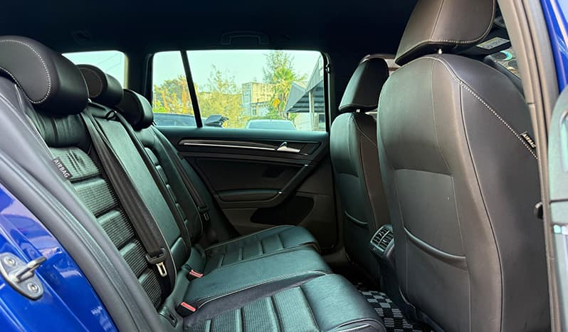 2018 Volkswagen Golf Variant image-16