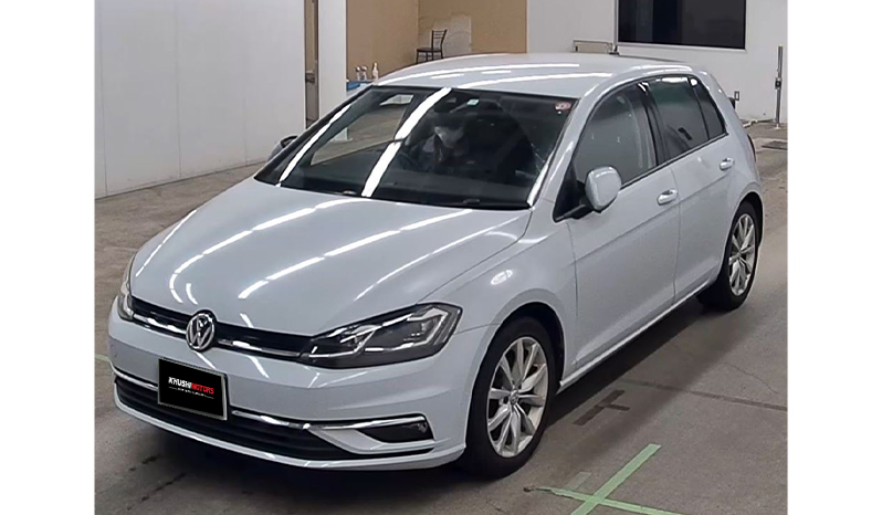 2018 Volkswagen Golf image-4