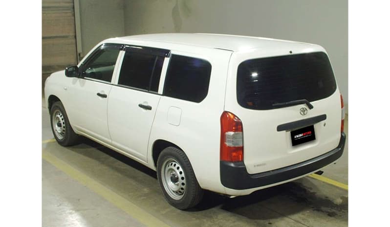 2018 Toyota Succeed image-2