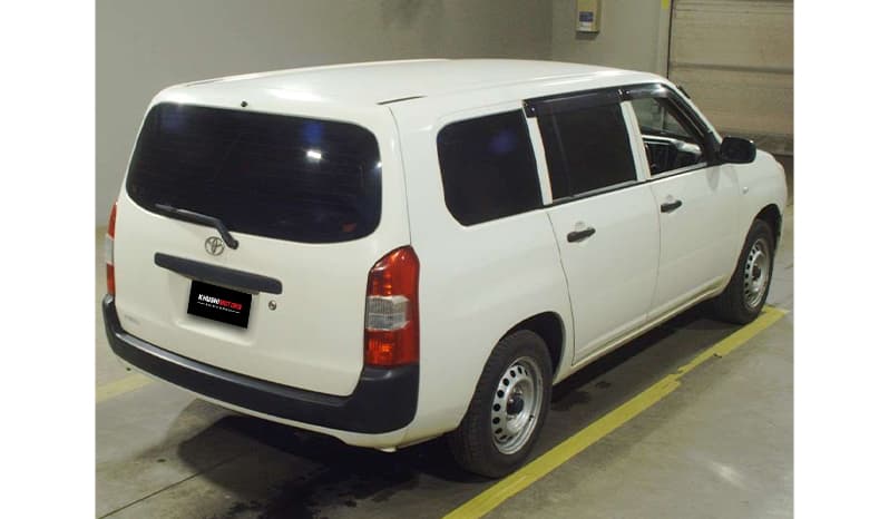 2018 Toyota Succeed image-4