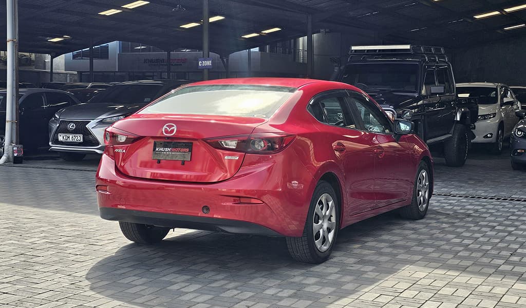 2017 Mazda Axela SCHOOL DRIVE image-5