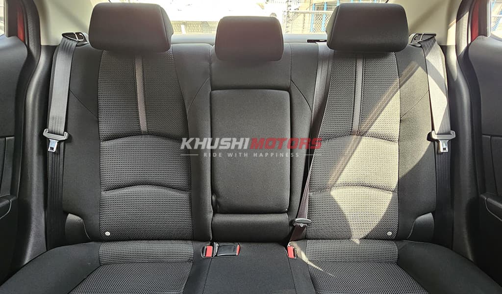 2017 Mazda Axela SCHOOL DRIVE image-9