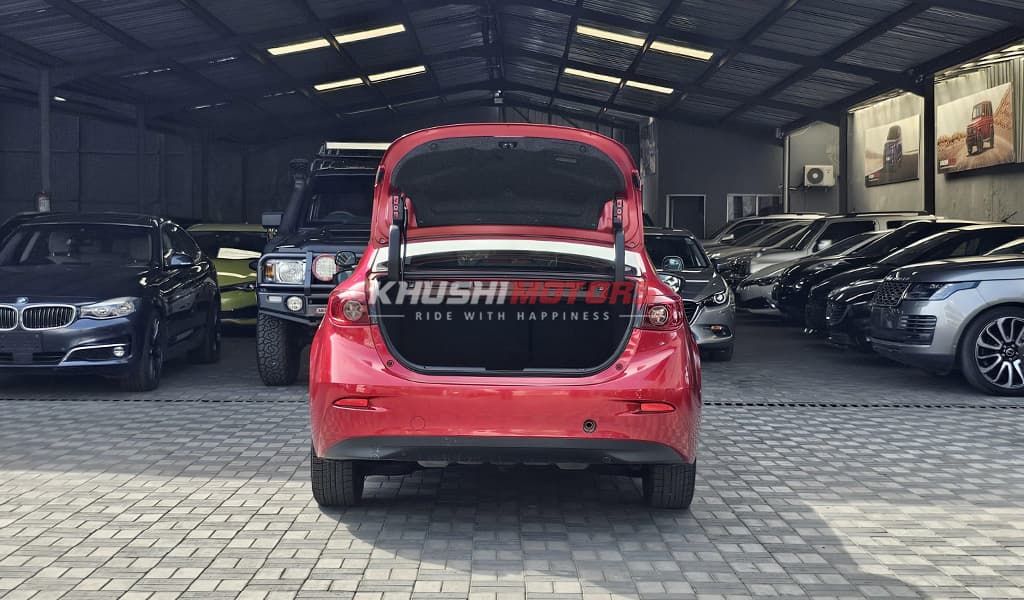 2017 Mazda Axela SCHOOL DRIVE image-10