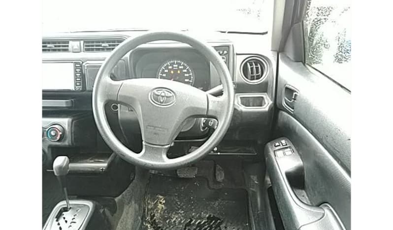 2018 Toyota Succeed image-7