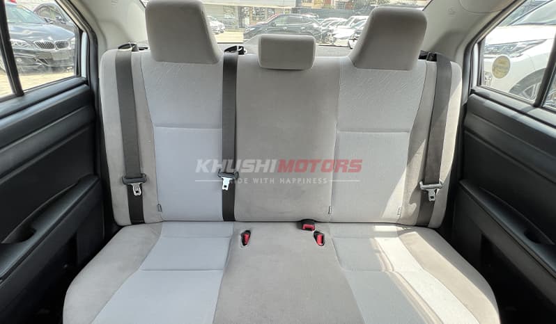 2017 Toyota Axio Driving School image-9