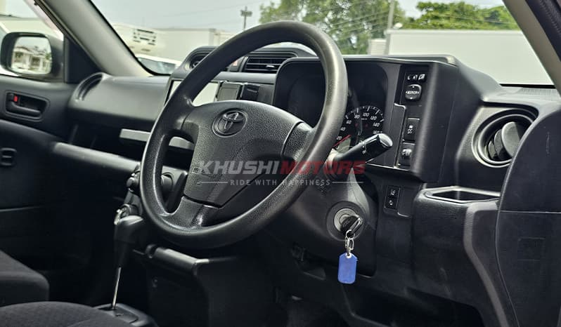 2017 Toyota Succeed UL-X image-8