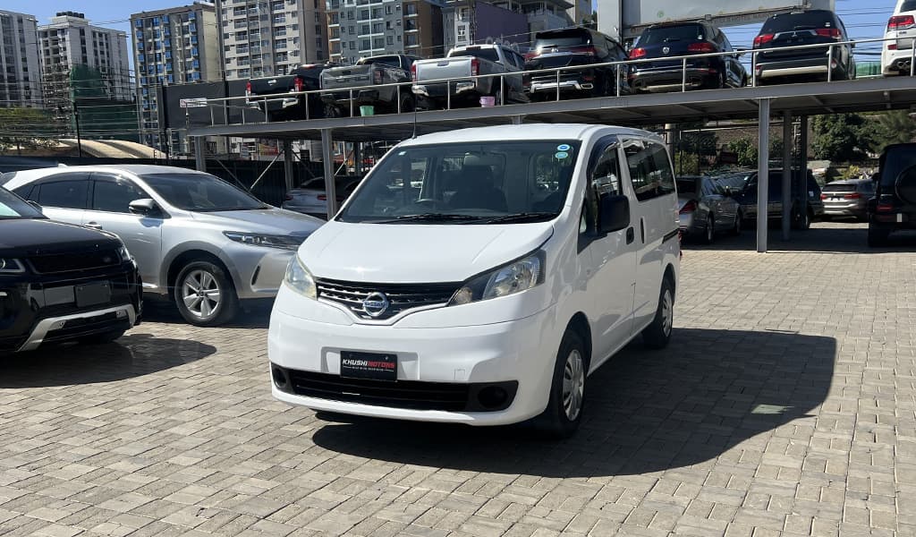 2017 Nissan NV200 Vanette image-3