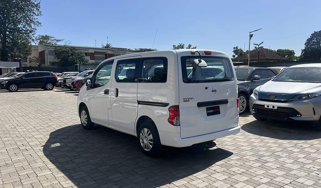 2017 Nissan NV200 Vanette image-4