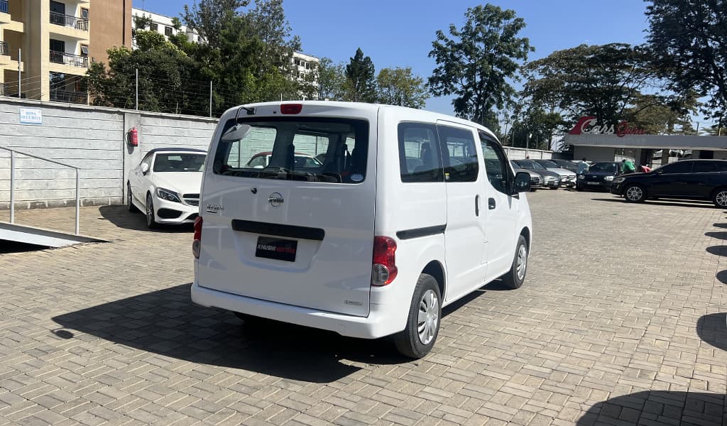 2017 Nissan NV200 Vanette image-5