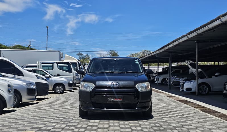 2017 Toyota Succeed U image-2