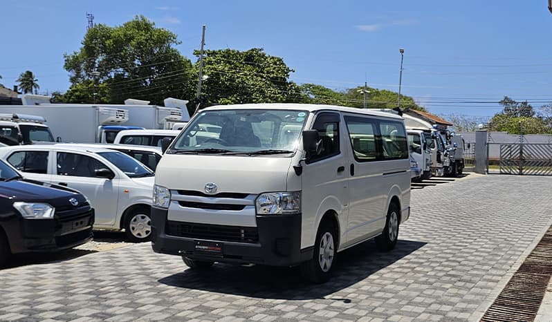 2017 Toyota Hiace Long DX Turbo image-3