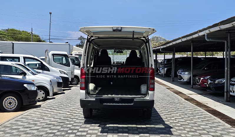 2017 Toyota Hiace Long DX Turbo image-11