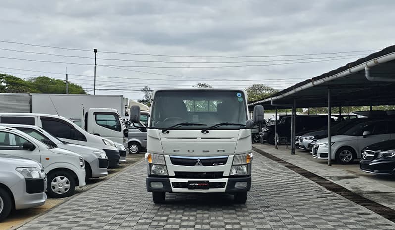 2018 Mitsubishi Fuso 2 Ton image-2