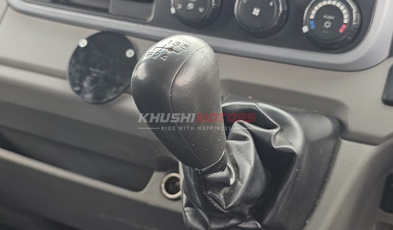 2018 Mitsubishi Fuso 2 Ton image-10