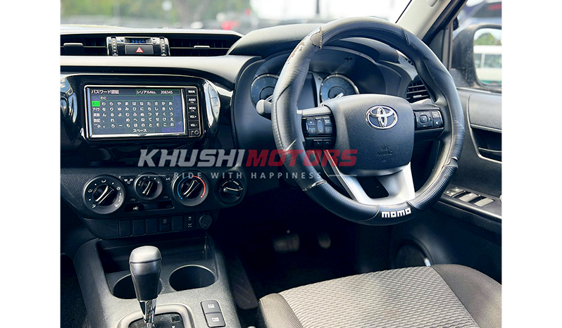 2021 Toyota Hilux image-12