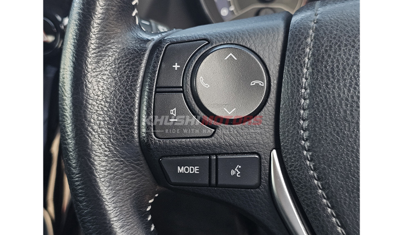2017 Toyota Auris RS image-9