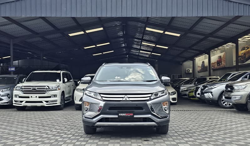 2018 Mitsubishi Eclipse Cross M image-2