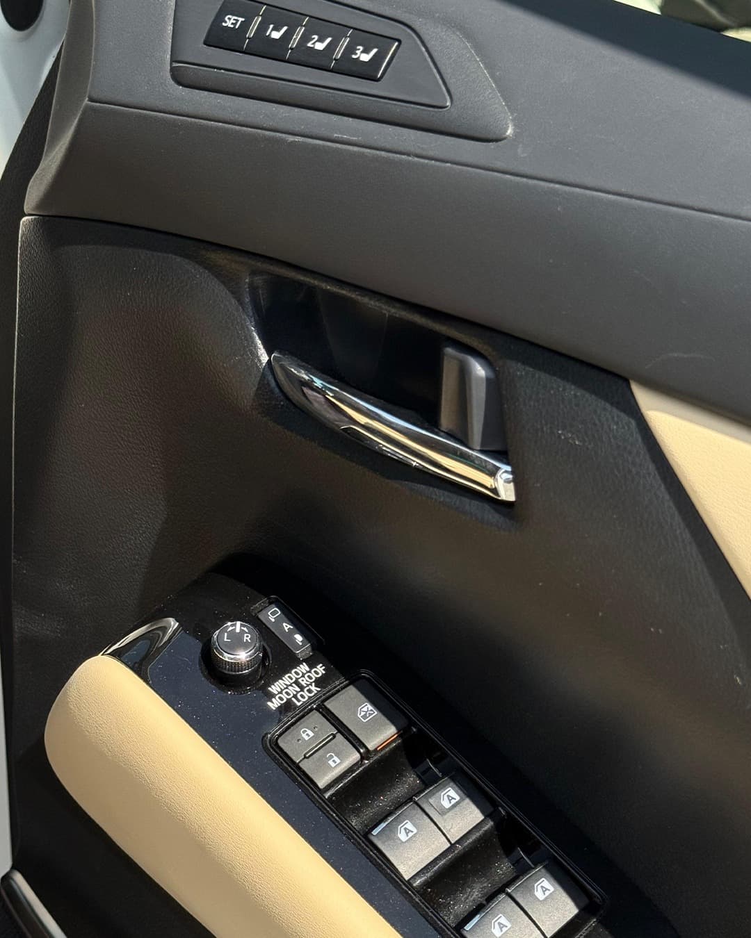2018 Toyota Alphard image-24
