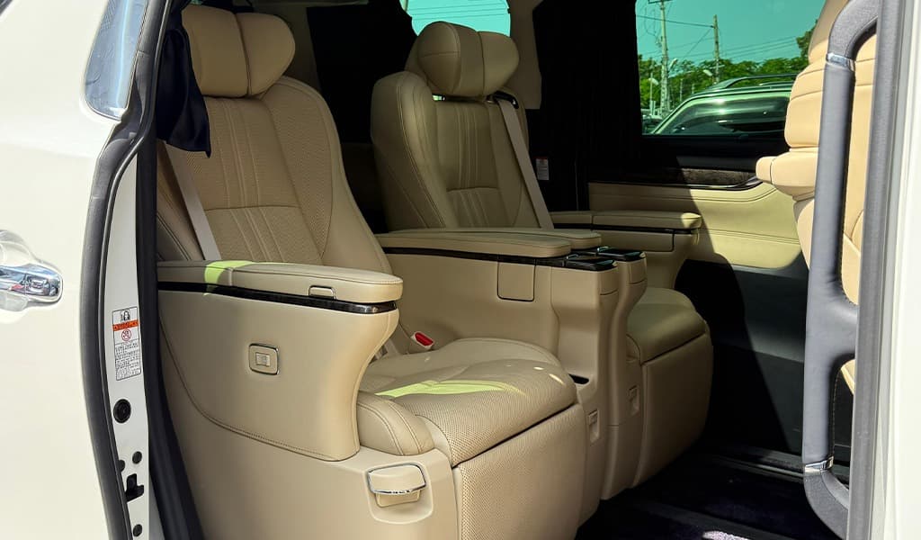2018 Toyota Alphard image-26