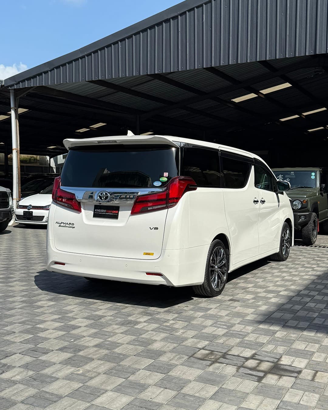 2018 Toyota Alphard image-31