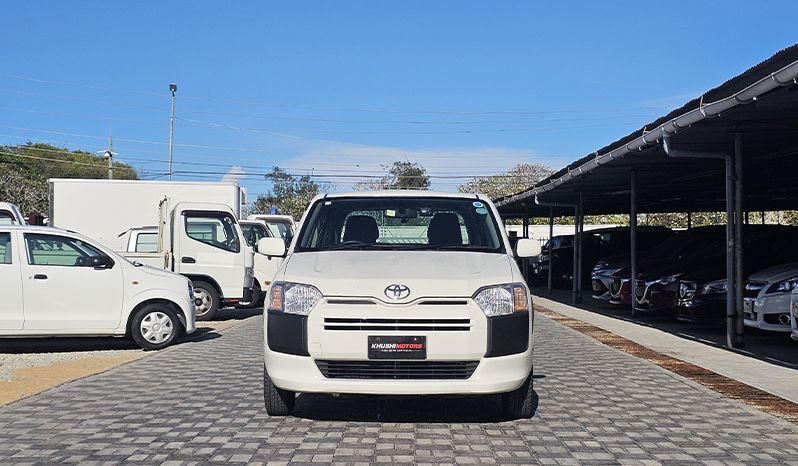 2019 Toyota Succeed TX image-2