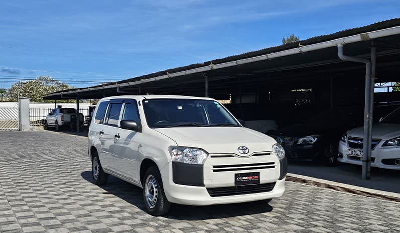 2019 Toyota Succeed UL image-1