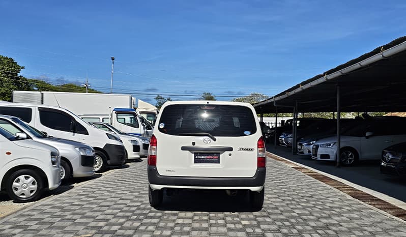 2019 Toyota Succeed UL image-5