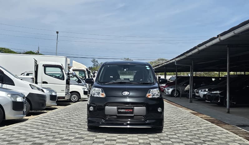 2018 Toyota Porte F image-2