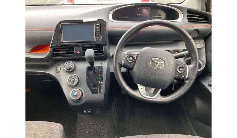 2019 Toyota Sienta Fanbase X image-6