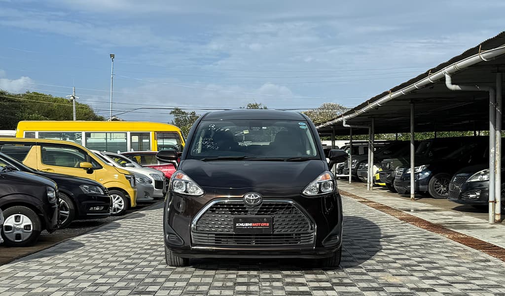 2019 Toyota Sienta Fanbase X image-10
