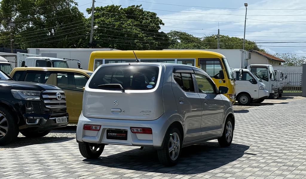 2018 Suzuki Alto X image-6