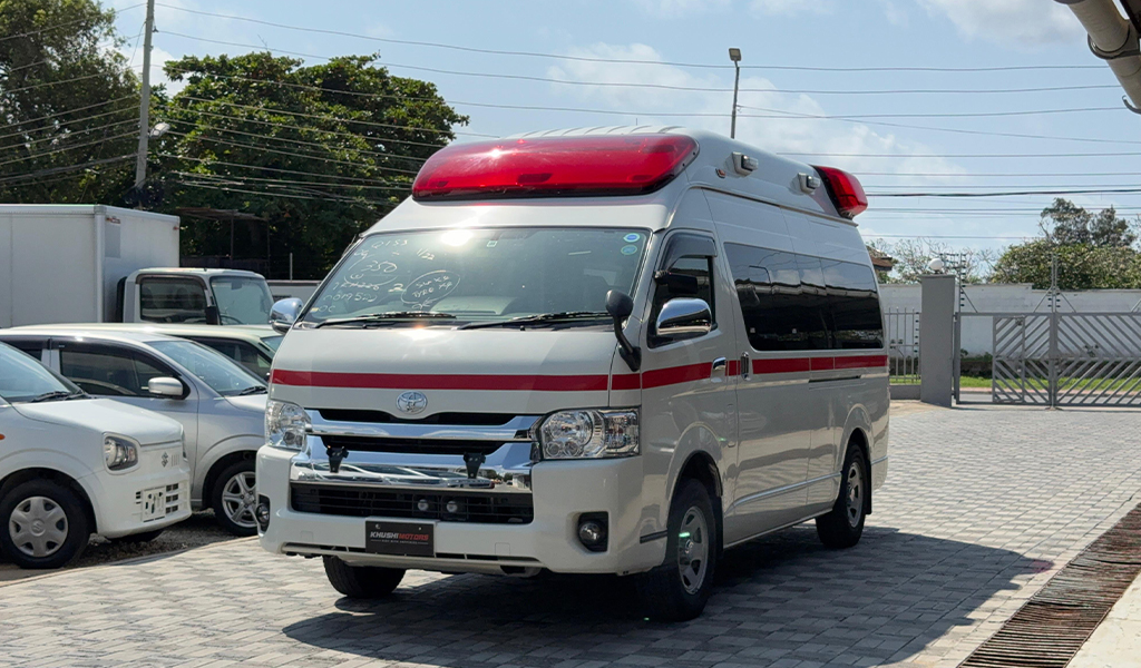 2018 Toyota Hiace Ambulance image-3