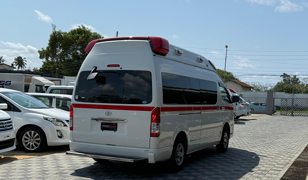 2018 Toyota Hiace Ambulance image-6