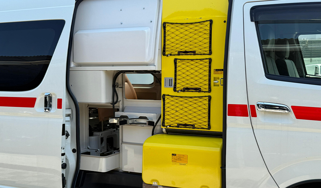 2018 Toyota Hiace Ambulance image-13