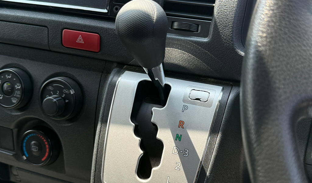 2018 Toyota Hiace Ambulance image-14