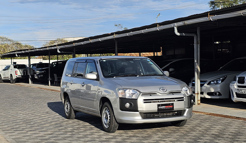 2018 Toyota Probox GL image-1
