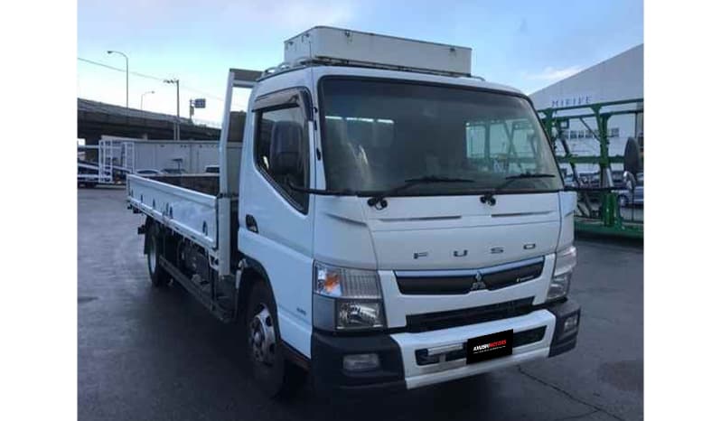 2019 Mitsubishi Canter image-1
