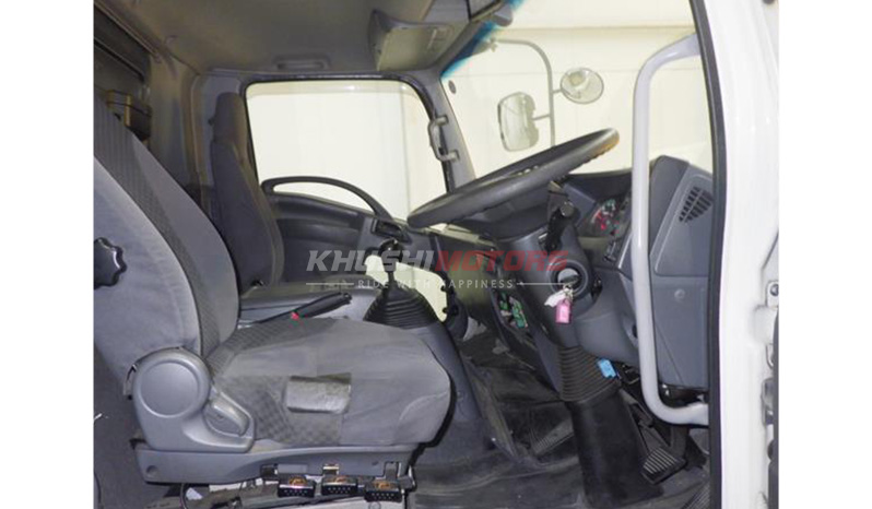 2019 Isuzu Forward 2.97 Ton image-3