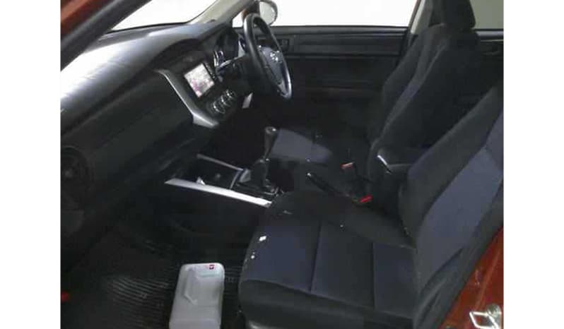 2018 Toyota Corolla Fielder image-3