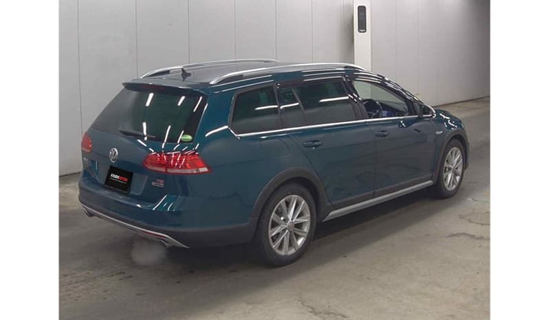 2018 Volkswagen Golf Alltrack TSI 4 Motion image-2