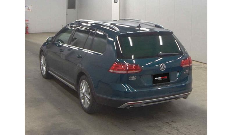 2018 Volkswagen Golf Alltrack TSI 4 Motion image-3