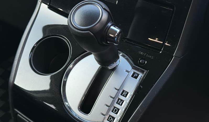 2018 Mitsubishi Delica M image-17