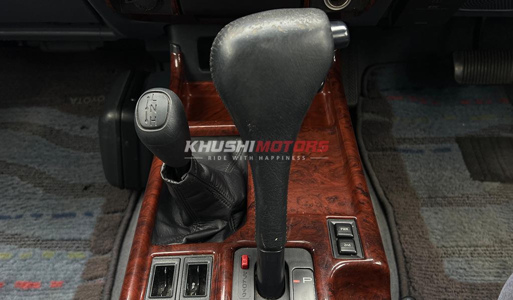 2001 Toyota Land Cruiser Prado image-23