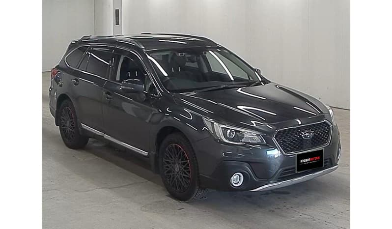 2018 Subaru Outback Limited image-2