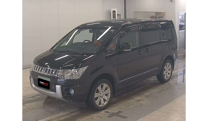 2018 Mitsubishi Delica Power Package D image-3