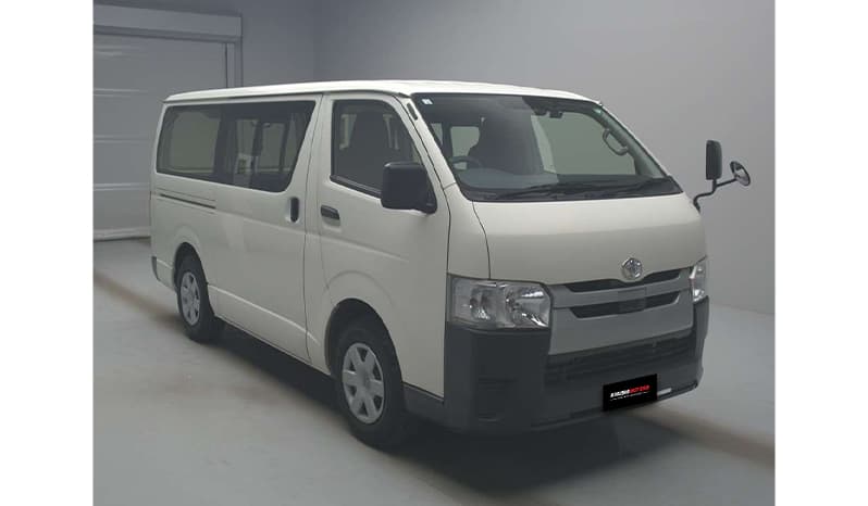 2018 Toyota Hiace image-4