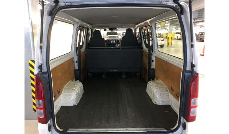 2018 Toyota Hiace image-10