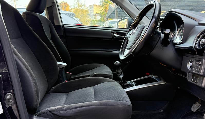 2018 Toyota Corolla Axio G image-15