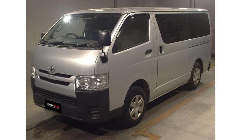 2018 Toyota Hiace image-2